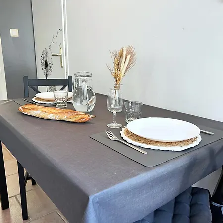 Le Petit Cocon - Lumineux & Confortable Apartmán *